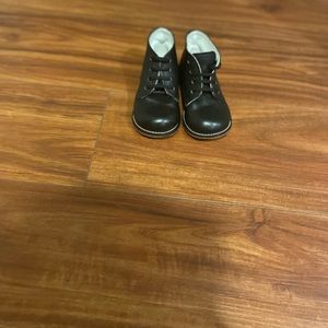 Black walking shoes